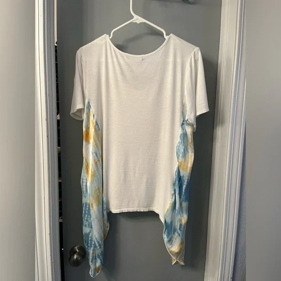 Kim & Cami Top 1X - Picture 2 of 5